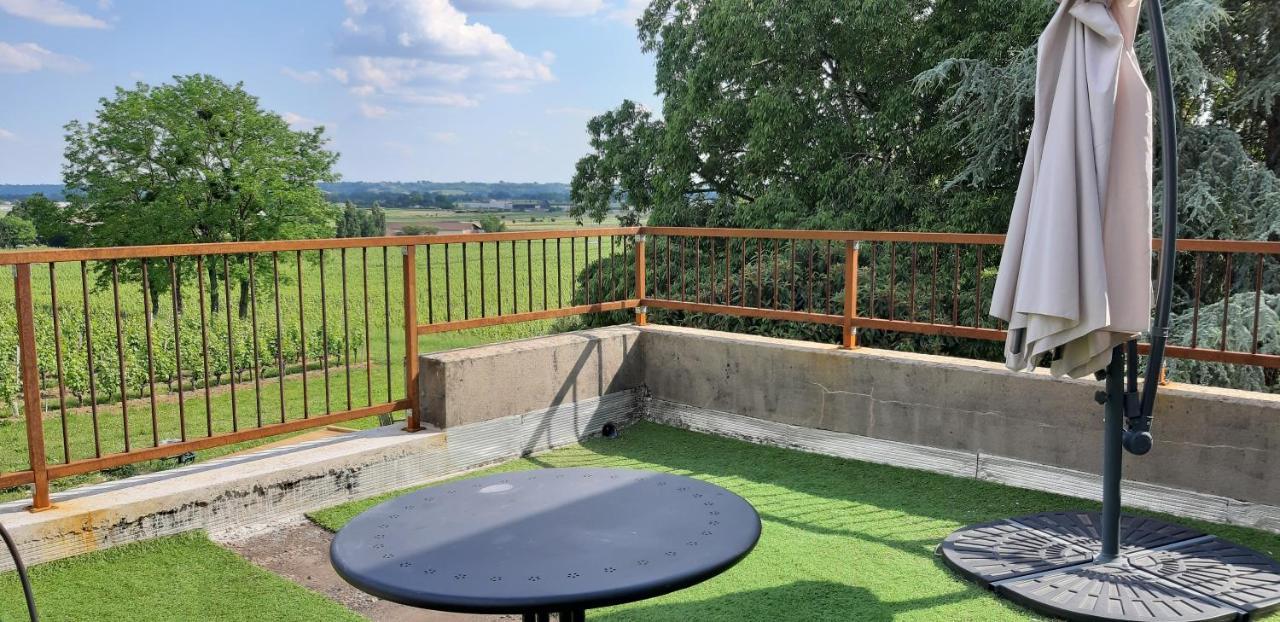 A L'Ombre De La Treille -Proche Saint-Emilion Bed and Breakfast Εξωτερικό φωτογραφία