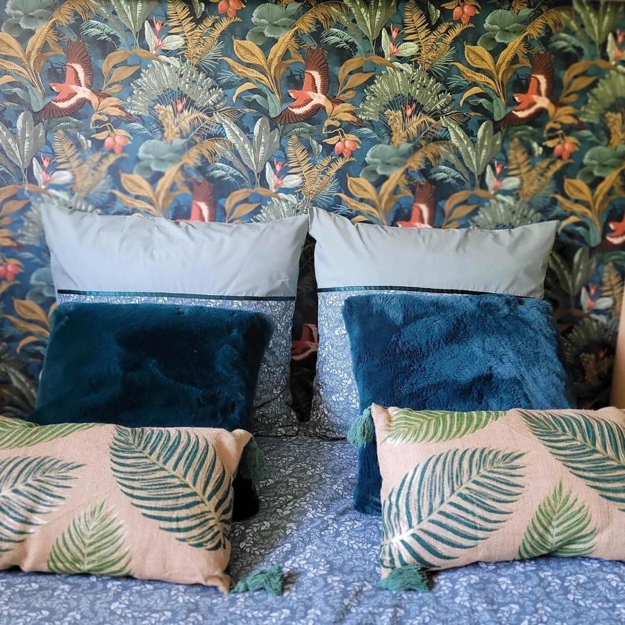 A L'Ombre De La Treille -Proche Saint-Emilion Bed and Breakfast Εξωτερικό φωτογραφία